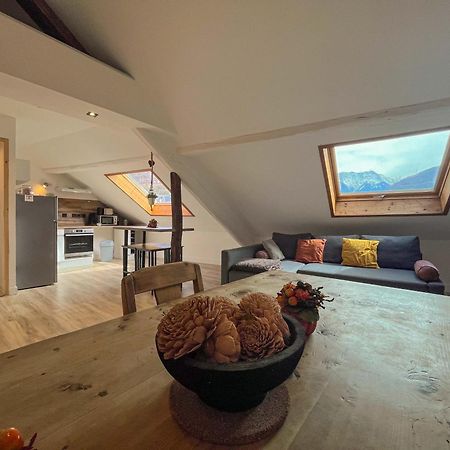 Cocon Sous Les Toits Apartment Albertville Ngoại thất bức ảnh