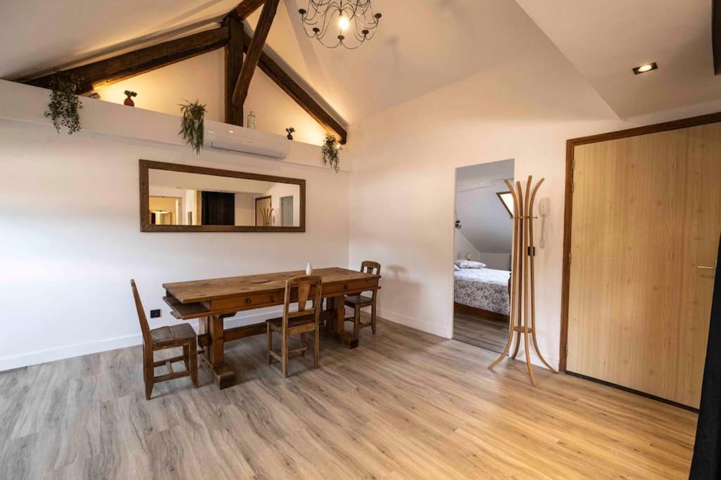 Cocon Sous Les Toits Apartment Albertville Ngoại thất bức ảnh