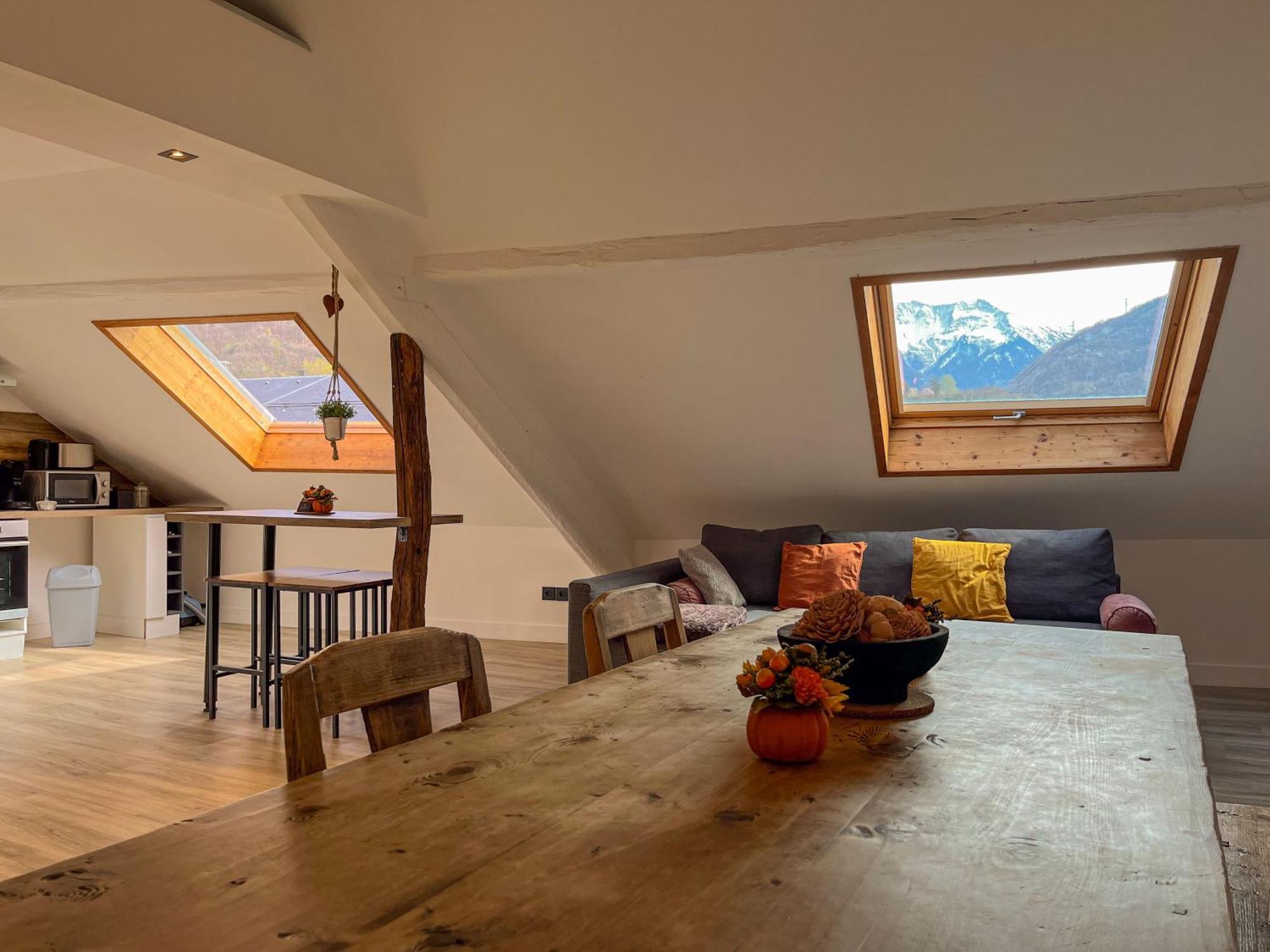 Cocon Sous Les Toits Apartment Albertville Ngoại thất bức ảnh
