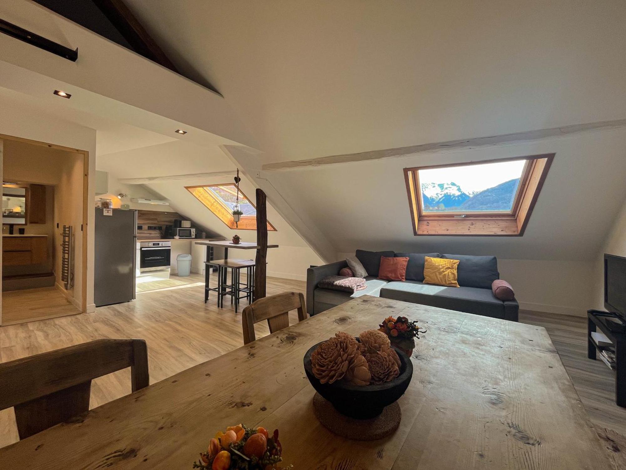 Cocon Sous Les Toits Apartment Albertville Ngoại thất bức ảnh